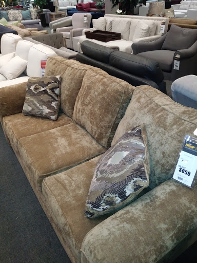 Furniture Store «The Dump Furniture Outlet», reviews and photos, 5700 NJ-42, Turnersville, NJ 08012, USA