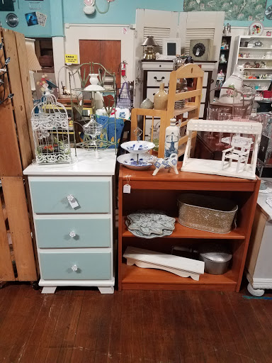 Antique Store «Rancho Coop», reviews and photos, 5685 Main St, Oakley, CA 94561, USA