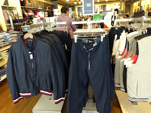 Outlet Mall «Tanger Outlet Myrtle Beach Hwy 17», reviews and photos, 10835 Kings Rd, Myrtle Beach, SC 29572, USA