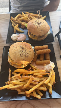Plats et boissons du Restaurant halal Home Burger à Perpignan - n°18