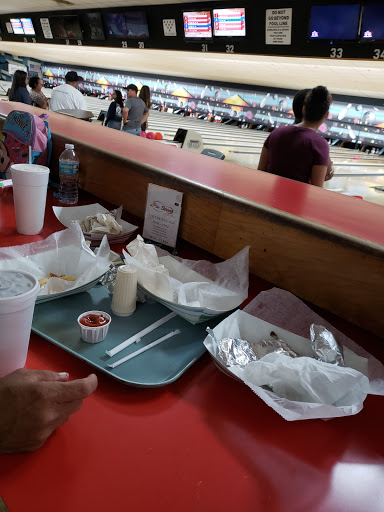 Bowling Alley «Pin Street At Fort Myers», reviews and photos, 4140 Fowler St, Fort Myers, FL 33901, USA