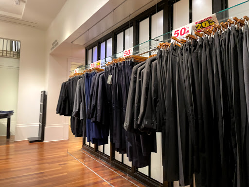 Clothing Store «Banana Republic», reviews and photos, 1401 Walnut St, Philadelphia, PA 19103, USA