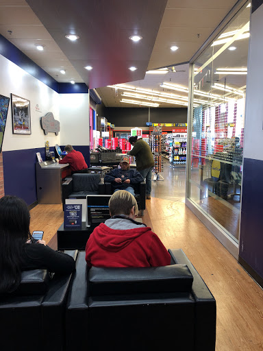 Auto Parts Store «Pep Boys Auto Parts & Service», reviews and photos, 14845 E 14th St, San Leandro, CA 94578, USA