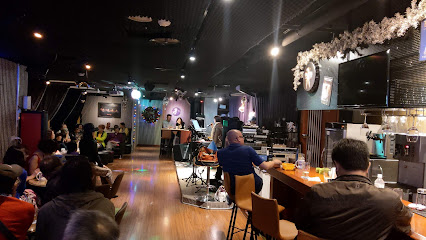 飛喬 x 加州陽光 LiveMusic Bar 音樂酒館