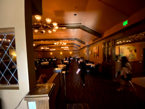 Restaurant «Eleven Restaurant & Lounge», reviews and photos, 408 1st Ave E, Williston, ND 58801, USA