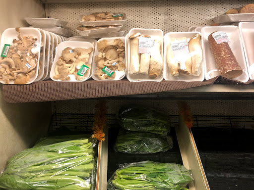 Asian Grocery Store «Tấn Phát Oriental Market», reviews and photos, 1702 W Camelback Rd #5, Phoenix, AZ 85015, USA