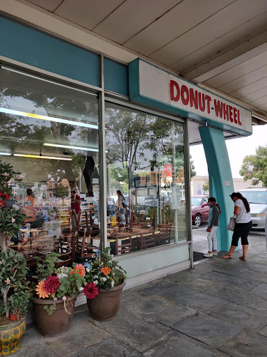 Donut Wheel, 2017 First St, Livermore, CA 94550, USA, 