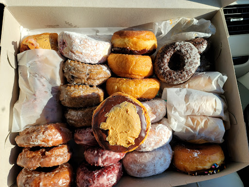 Donut Shop «Buckeye Donuts», reviews and photos, 1998 N High St, Columbus, OH 43201, USA