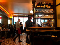 Atmosphère du Restaurant brasserie Bistrot du coin à Levallois-Perret - n°2
