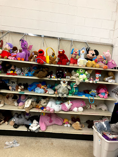 Thrift Store «Volunteers of America Thrift Store– Brunswick», reviews and photos