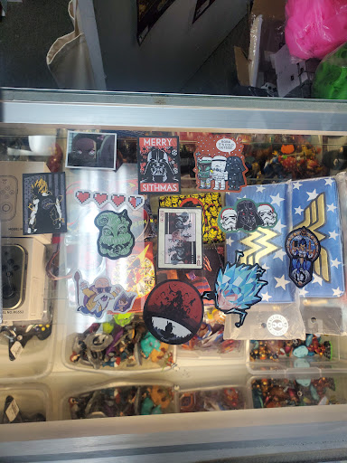 Video Game Store «Gameplay Long Beach», reviews and photos, 5911 E Spring St, Long Beach, CA 90808, USA