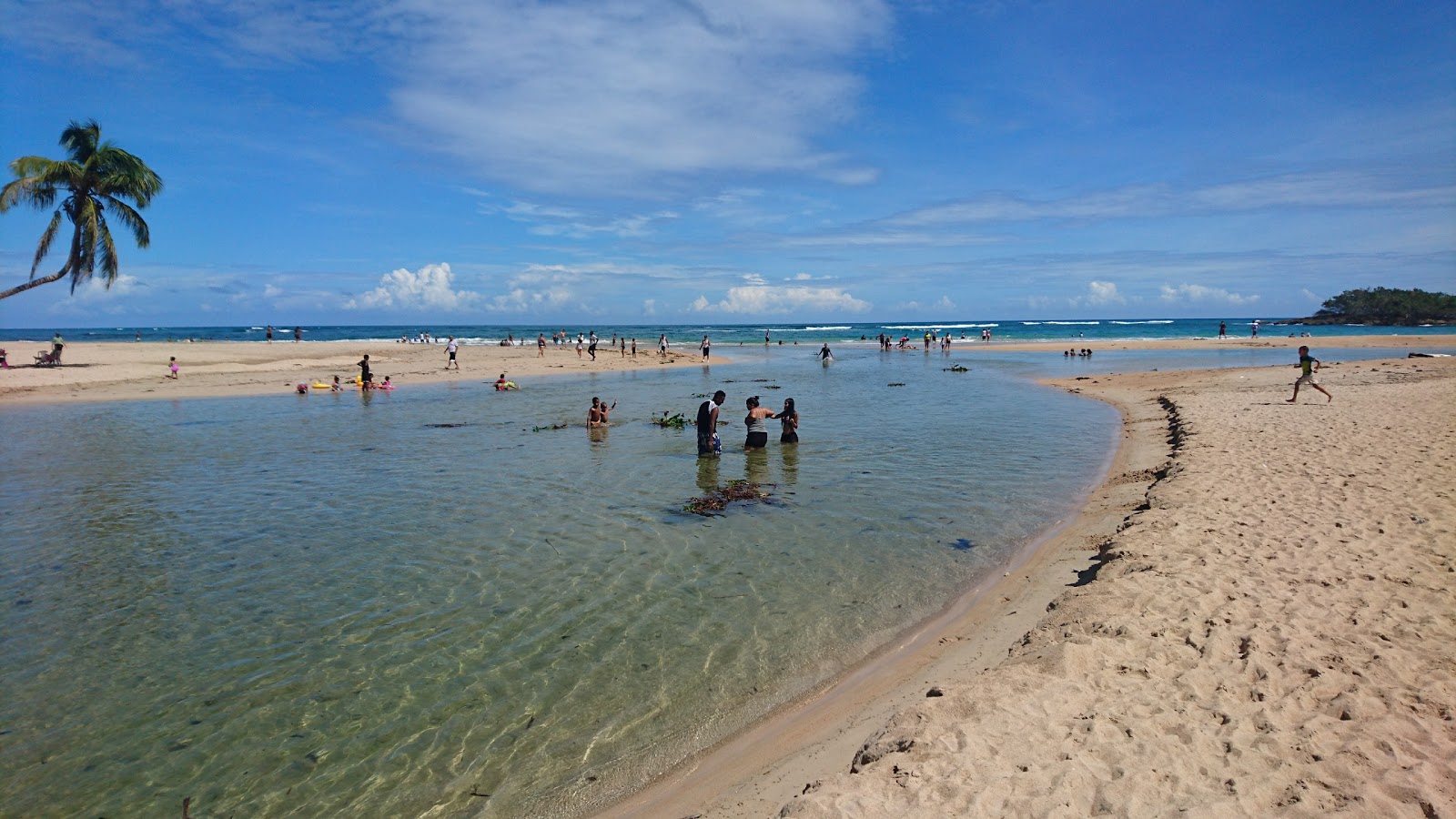 Valokuva Playa la Boca de Payitaista. ja asutus