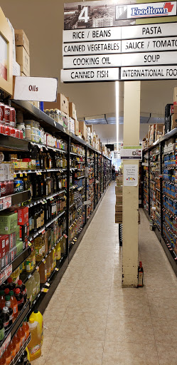 Grocery Store «Foodtown of Williamsburg», reviews and photos, 159 N 3rd St, Brooklyn, NY 11211, USA