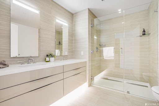 Mosaik Real Estate image