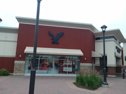 Department Store «Saks OFF 5TH», reviews and photos, 3885 Eagan Outlets Pkwy, Eagan, MN 55122, USA