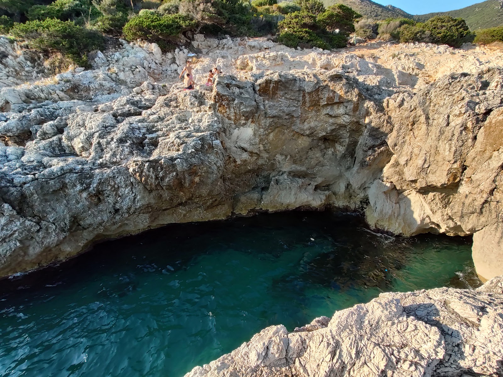 Batterie di Punta Rossa的照片 和它美丽的风景