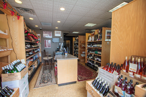 Wine Store «Tewksbury Fine Wine & Spirits», reviews and photos, 1 Old Turnpike Rd, Oldwick, NJ 08858, USA