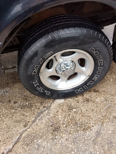 Tire Shop «Tire Shop», reviews and photos, 931 S Main St, Columbia, TN 38401, USA