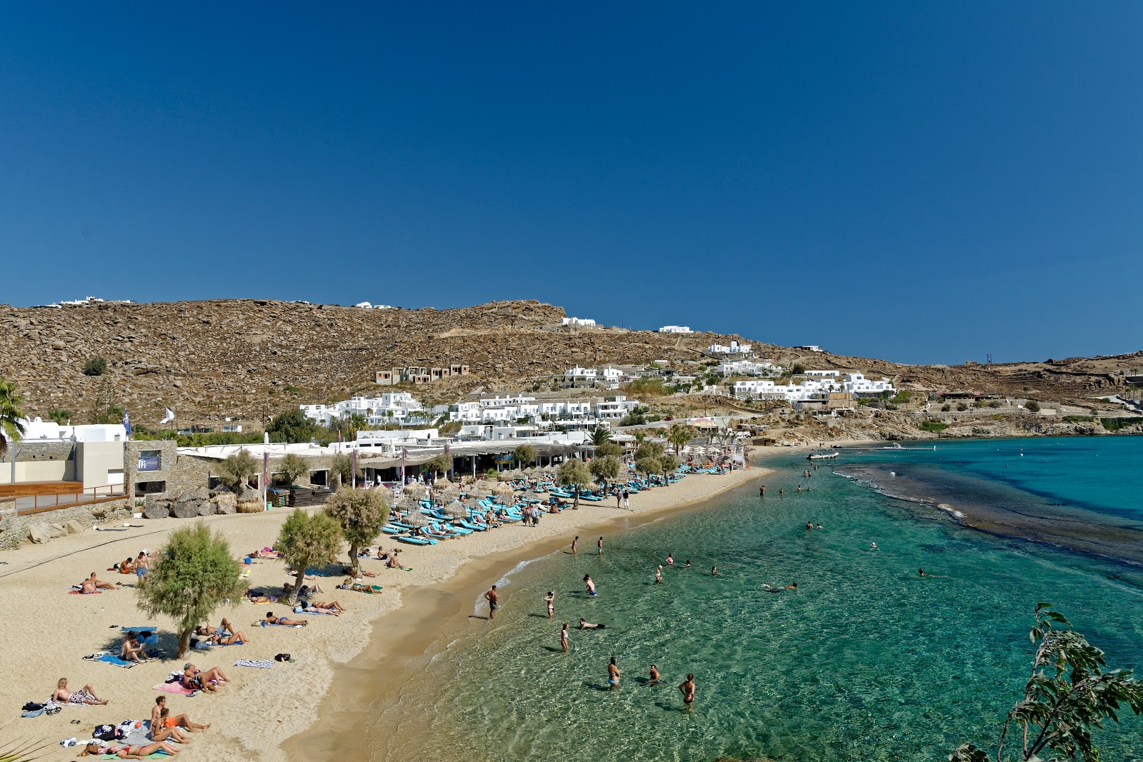 Foto von Paradiesstrand und die siedlung
