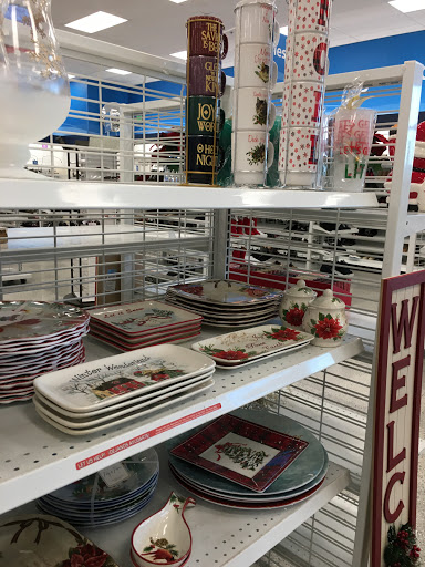 Clothing Store «Ross Dress for Less», reviews and photos, 14251 Farm to Market 2920, Tomball, TX 77377, USA