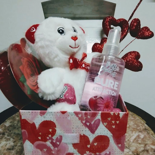 Florist «Rialto Florist», reviews and photos, 114 S Riverside Ave, Rialto, CA 92376, USA