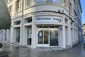 Clínica Dental Milenium Lugo - Sanitas image
