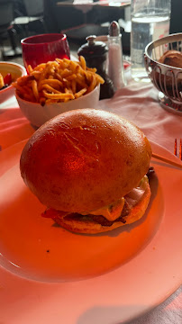 Hamburger du Restaurant français Chez Francis à Paris - n°13