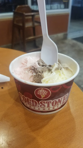 Ice Cream Shop «Cold Stone Creamery», reviews and photos, 15400 W 64th Ave, Arvada, CO 80007, USA