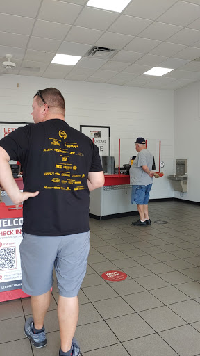 Tire Shop «Discount Tire Store - Ocala, FL», reviews and photos, 2701 SW College Rd #800, Ocala, FL 34474, USA
