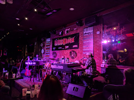 Bar «The Barrel Room», reviews and photos, 105 NW 3rd Ave, Portland, OR 97209, USA