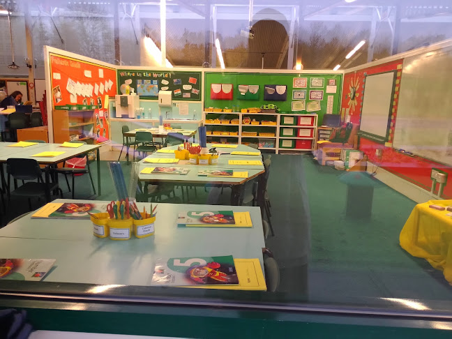 Reviews of Kingston Park Primary School in Newcastle upon Tyne - School