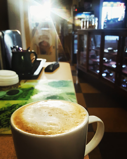 Coffee Shop «Morning Emporium Coffee House», reviews and photos, 2125 N Center Rd, Saginaw, MI 48603, USA