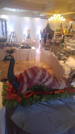 Banquet Hall «Villa Penna Banquet Office Hours: Mon-Sat 10am-6pm», reviews and photos, 43985 Hayes Rd, Sterling Heights, MI 48313, USA