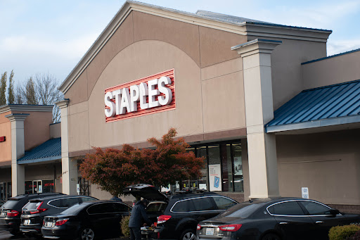 Office Supply Store «Staples», reviews and photos, 15790 Redmond Way, Redmond, WA 98052, USA