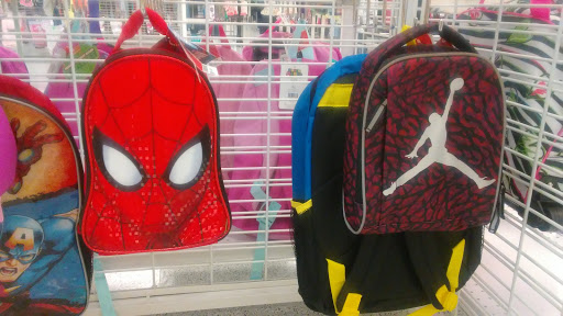 Clothing Store «Ross Dress for Less», reviews and photos, 194 Donahue St, Sausalito, CA 94965, USA