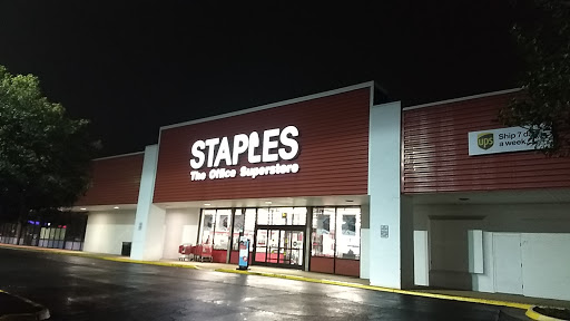 Office Supply Store «Staples», reviews and photos, 2003 Plank Rd, Fredericksburg, VA 22401, USA