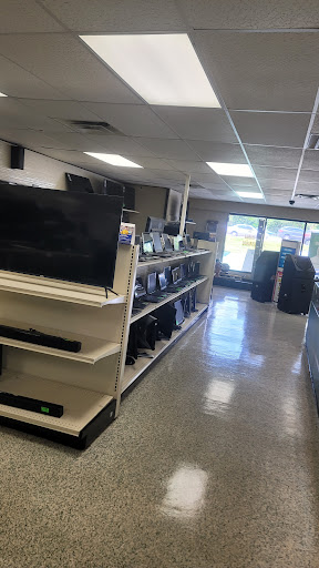 Pawn Shop «Value Pawn & Jewelry», reviews and photos, 1809 W Brandon Blvd, Brandon, FL 33511, USA