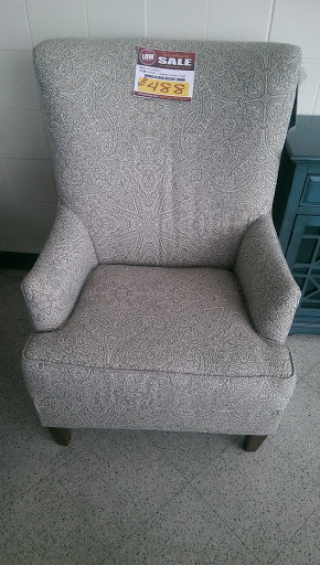 Furniture Store «Louisville Overstock Furniture Warehouse», reviews and photos, 1050 E Lewis and Clark Pkwy, Clarksville, IN 47129, USA