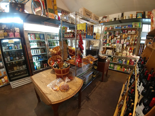 General Store «JJ Hapgood General Store & Eatery», reviews and photos, 305 Main St, Peru, VT 05152, USA