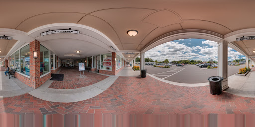 1133 Wayzata Blvd E, Wayzata, MN 55391, USA