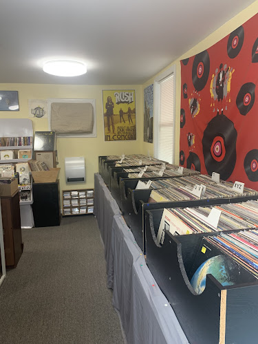 Reviews of Vintage Vinyl in Columbia - Musical store