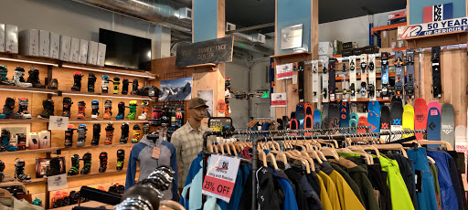 Outdoor Sports Store «Pro Ski and Mountain Service», reviews and photos, 108 W North Bend Way, North Bend, WA 98045, USA