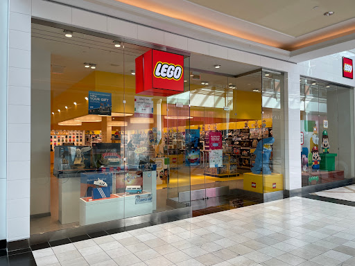 The LEGO Store, 160 N Gulph Rd #1150, King of Prussia, PA 19406, USA, 