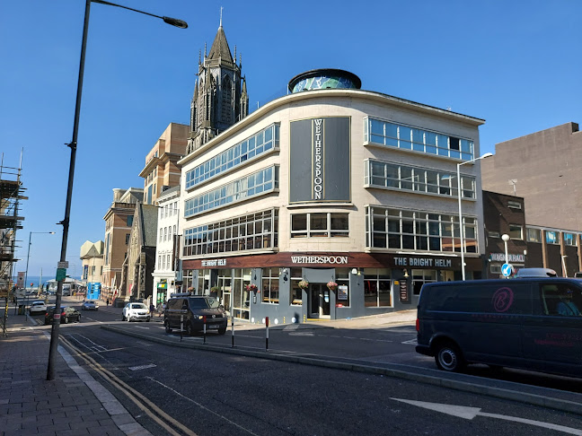 The Bright Helm - JD Wetherspoon - Pub