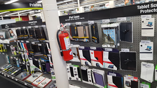 Office Supply Store «Staples», reviews and photos, 2120 SW 32nd Ave, Coral Gables, FL 33145, USA