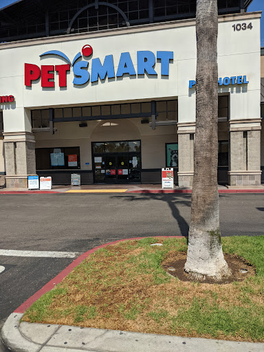 Pet Supply Store «PetSmart», reviews and photos, 1034 N El Camino Real, Encinitas, CA 92024, USA