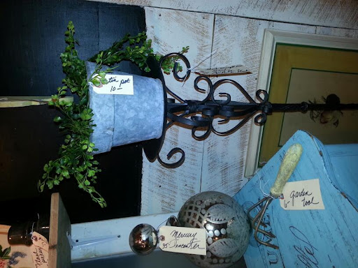 Antique Store «Wrentham Country Store», reviews and photos, 715 East St, Wrentham, MA 02093, USA