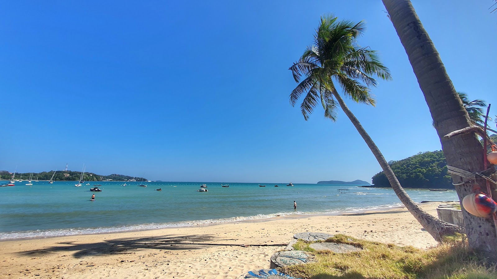 Foto von Ao Yon Beach mit mittlere buchten