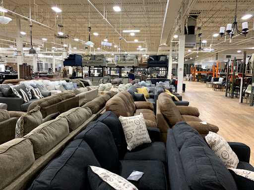 Furniture Store «Bargains and Buyouts», reviews and photos, 5150 Glencrossing Way, Cincinnati, OH 45238, USA