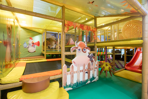 Bun & Fun Playground/ Milk & Honey Café